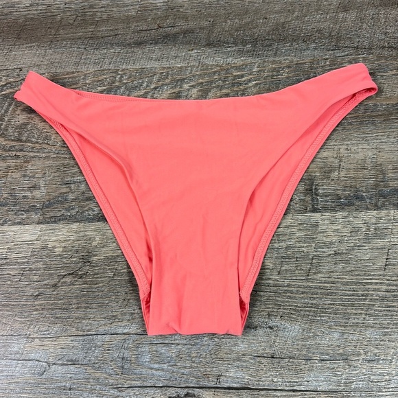 Lululemon WATERSIDE Mid-Rise Skimpy-Fit Swim Bottom -Raspberry Cream - Picture 3 of 8